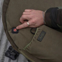 Avid Carp Benchmark ThermaTech Heated Mattress Standard -Winkel Voor Visbenodigdheden 27a50964ee356d5f