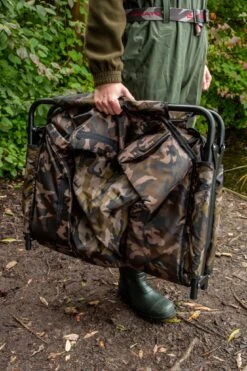 Ultimate Folding Carp Cradle Camo -Winkel Voor Visbenodigdheden 63a0b02540eab89d