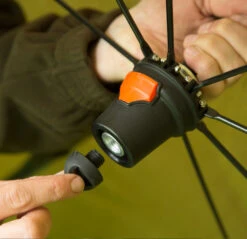 Ultimate Adventure Brolly -Winkel Voor Visbenodigdheden b34f52e9a3140662